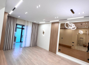 Satılır 3 otaqlı 103 m2 yeni tikili 6-cı parallel