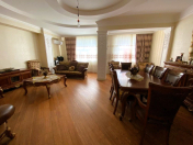 Satılır 5 otaqlı 210 m2 yeni tikili 6 mkr