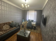 Satılır 3 otaqlı 80 m2 köhnə tikili Bakıxanov