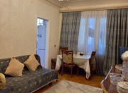 Satılır 2 otaqlı 60 m2 köhnə tikili 8 km