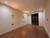 Satılır 3 otaqlı 110 m2 yeni tikili 8 Noyabr m.