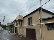 Satılır 4 otaqlı 200 m2 həyət evi Azadlıq prospekti m.