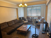 Satılır 4 otaqlı 100 m2 köhnə tikili İnşaatçılar m.