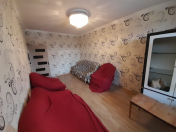 İcarəyə verilir 2 otaqlı 60 m2 köhnə tikili Y.Günəşli