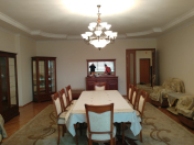 İcarəyə verilir 2 otaqlı 200 m2 yeni tikili Gənclik m.