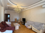 İcarəyə verilir 3 otaqlı 140 m2 yeni tikili 28 May m.