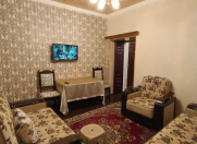 İcarəyə verilir 2 otaqlı 68 m2 köhnə tikili Nizami m.