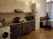 İcarəyə verilir 3 otaqlı 140 m2 yeni tikili 8 Noyabr m.