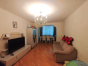 Satılır 3 otaqlı 90 m2 köhnə tikili İnşaatçılar m.