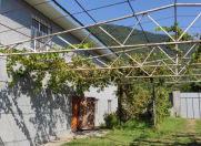 İcarəyə verilir 3 otaqlı 100 m2 həyət evi Qax