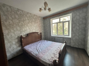 Satılır 2 otaqlı 65 m2 köhnə tikili Əhmədli m.