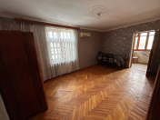 Satılır 2 otaqlı 35 m2 köhnə tikili Montin