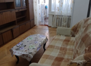 İcarəyə verilir 3 otaqlı 70 m2 köhnə tikili Gənclik m.