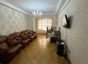 İcarəyə verilir 3 otaqlı 60 m2 köhnə tikili 8 Noyabr m.