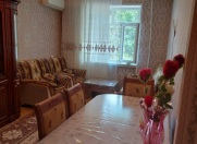 Satılır 3 otaqlı 65 m2 köhnə tikili Y.Günəşli