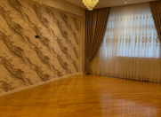 Satılır 3 otaqlı 140 m2 yeni tikili Elmlər Akademiyası m.