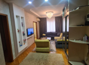 Satılır 4 otaqlı 105 m2 köhnə tikili Y.Günəşli