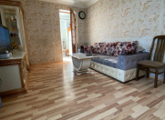 İcarəyə verilir 2 otaqlı 50 m2 köhnə tikili Şah İsmayıl Xətai m.