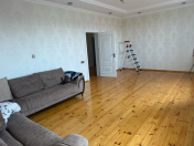 Satılır 4 otaqlı 300 m2 həyət evi Saray