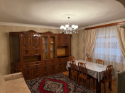 İcarəyə verilir 3 otaqlı 102 m2 yeni tikili Elmlər Akademiyası m.