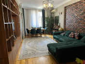 Satılır 3 otaqlı 125 m2 yeni tikili Memar Əcəmi m.