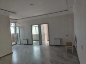 İcarəyə verilir 4 otaqlı 96 m2 yeni tikili İnşaatçılar m.