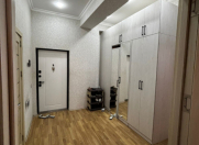 Satılır 3 otaqlı 90 m2 yeni tikili 28 May m.