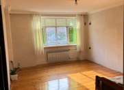 Satılır 2 otaqlı 60 m2 köhnə tikili Qaraçuxur