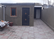 İcarəyə verilir 4 otaqlı 80 m2 bağ evi Neftçilər m.