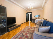 Satılır 3 otaqlı 95 m2 köhnə tikili 8 mkr