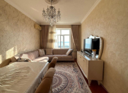 Satılır 3 otaqlı 80 m2 köhnə tikili Həzi Aslanov m.