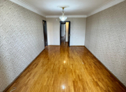 Satılır 3 otaqlı 85 m2 köhnə tikili Gənclik m.