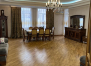 Satılır 3 otaqlı 160 m2 yeni tikili 28 May m.