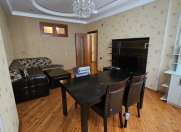 İcarəyə verilir 3 otaqlı 95 m2 yeni tikili Nizami m.