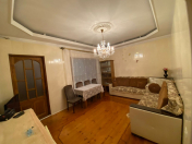 İcarəyə verilir 3 otaqlı 100 m2 həyət evi Nizami m.