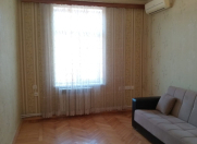Satılır 2 otaqlı 60 m2 köhnə tikili Həzi Aslanov
