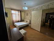 Satılır 4 otaqlı 164 m2 yeni tikili 4 mkr