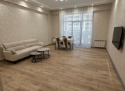 İcarəyə verilir 2 otaqlı 100 m2 yeni tikili Gənclik m.