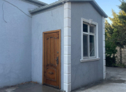 Satılır 4 otaqlı 100 m2 həyət evi Y.Ramana