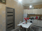 Satılır 2 otaqlı 65 m2 yeni tikili Nəriman Nərimanov m.