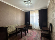 Satılır 5 otaqlı 120 m2 köhnə tikili Bakı