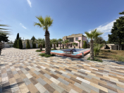 Satılır 4 otaqlı 240 m2 bağ evi Mərdəkan