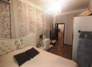 Satılır 3 otaqlı 65 m2 köhnə tikili Qara Qarayev m.