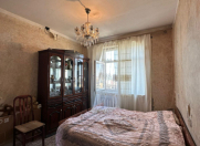 Satılır 5 otaqlı 120 m2 köhnə tikili Əhmədli m.