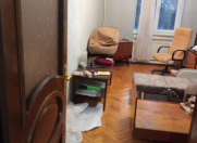 Satılır 4 otaqlı 45 m2 köhnə tikili 28 May m.