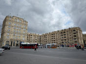 Satılır 3 otaqlı 75 m2 köhnə tikili Gənclik Mall