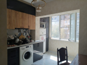 Satılır 2 otaqlı 60 m2 köhnə tikili Xətai r.