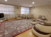 Satılır 3 otaqlı 95 m2 köhnə tikili Həzi Aslanov m.