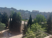 Satılır 5 otaqlı 100 m2 köhnə tikili Həzi Aslanov m.