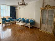 İcarəyə verilir 3 otaqlı 155 m2 yeni tikili Musabəyov parkı